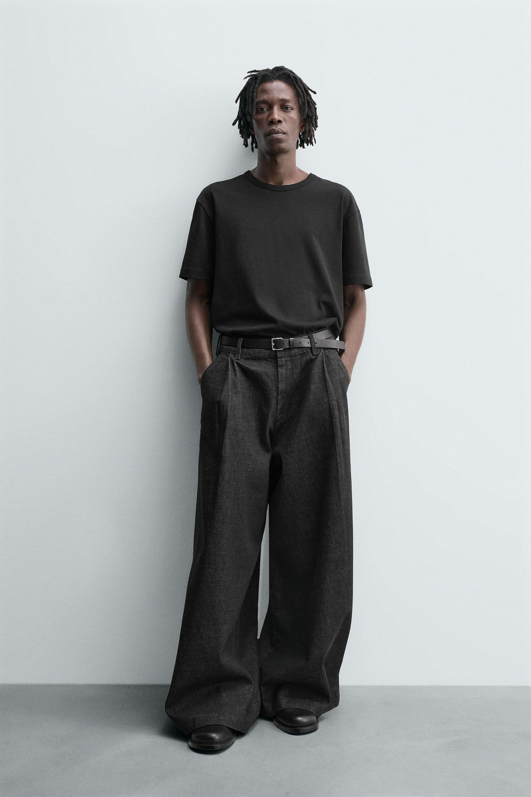 FLARE FIT JEANS - Image 1