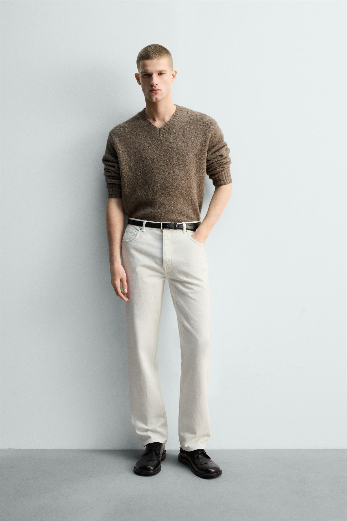 STRAIGHT FIT JEANS - Image 1