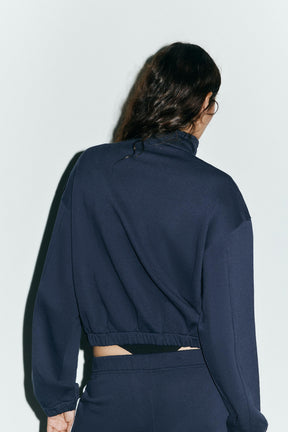 VOLUME LACE SWEATSHIRT