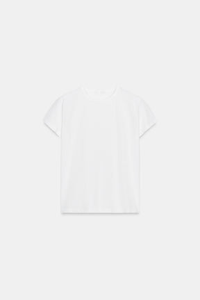 Zerrissenes T-Shirt