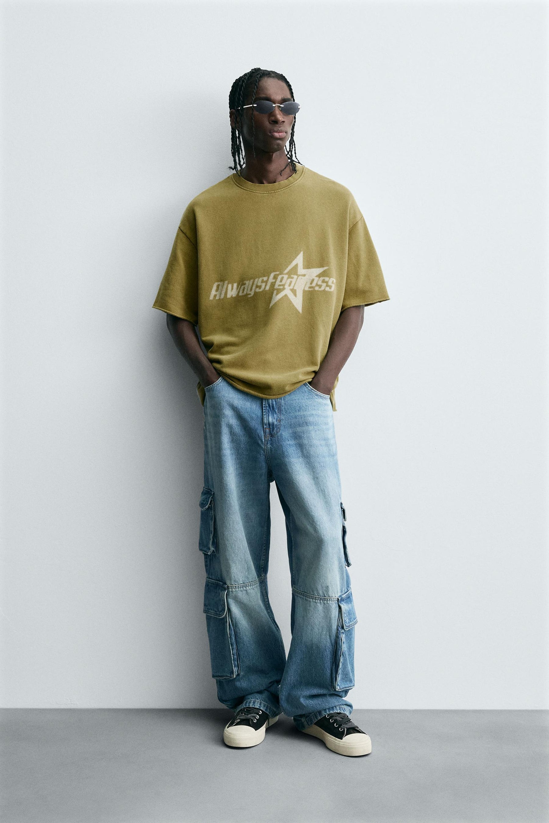 WASHED PRINTED SLOGAN SWEATSHIRT - Image 1