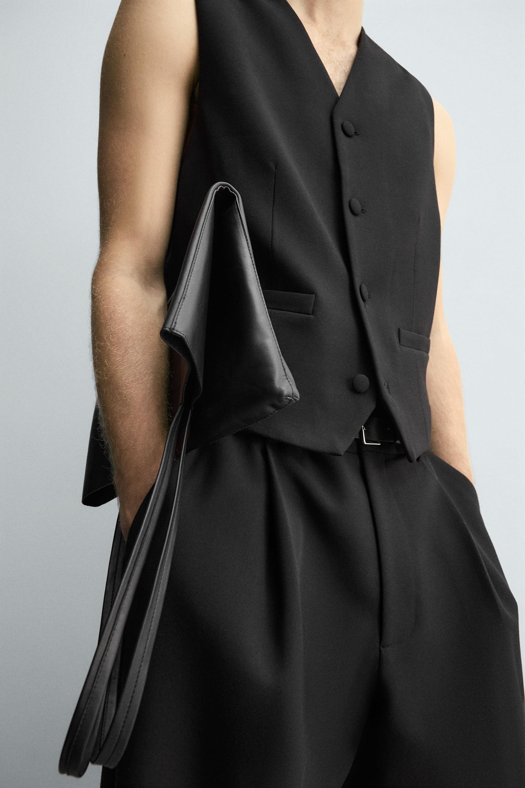 TEXTURED WAISTCOAT WITH POCKETS