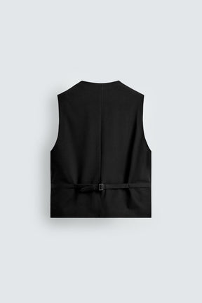 TEXTURED WAISTCOAT WITH POCKETS