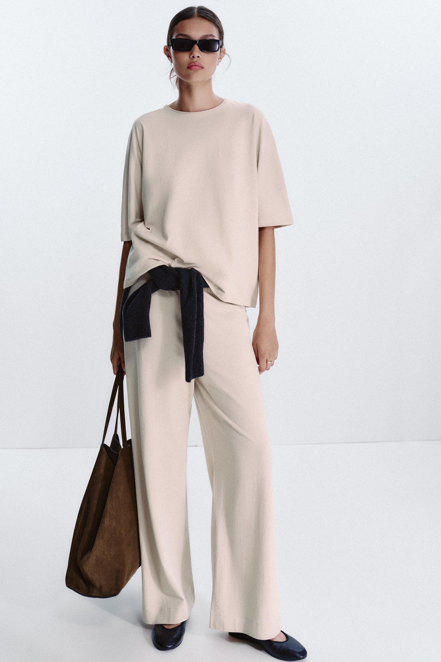 STRAIGHT-LEG TROUSERS
