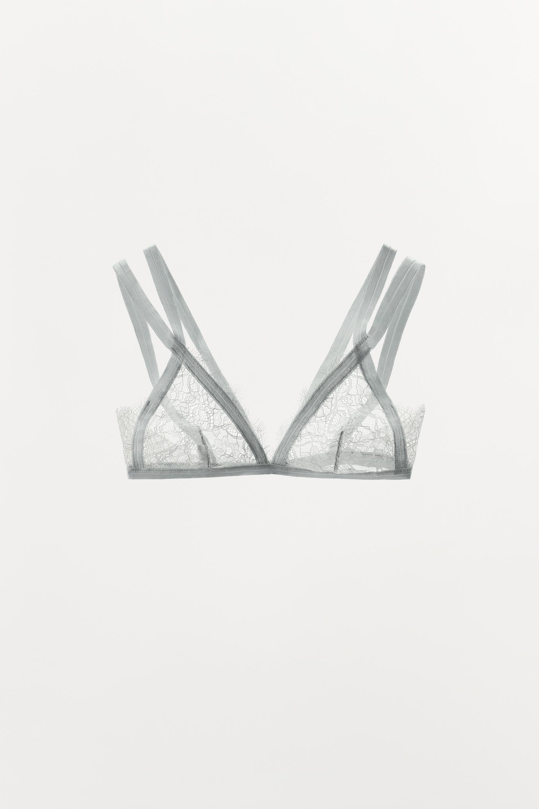 CONTRAST LACE BRALETTE