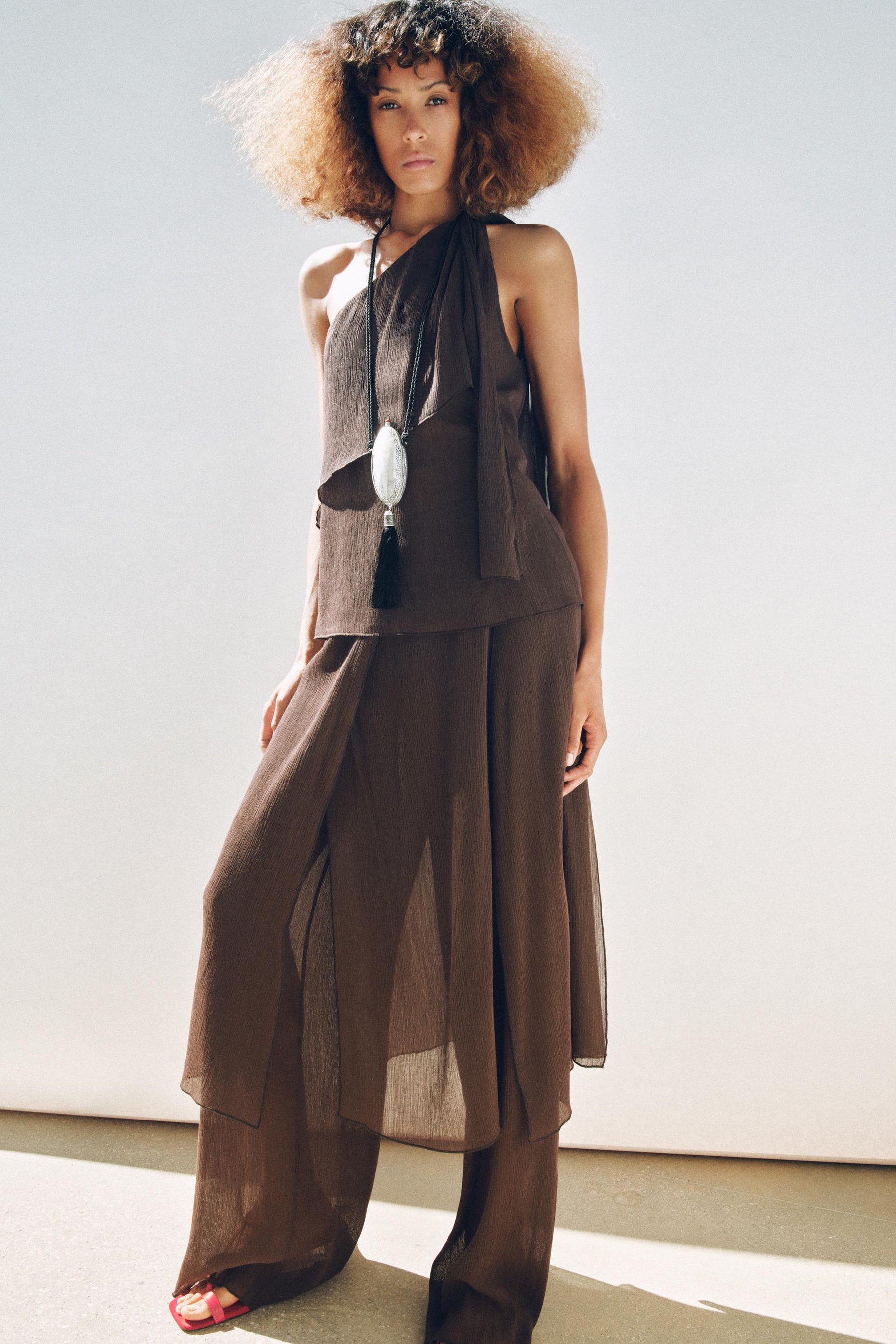 Textured Asymmetric Top