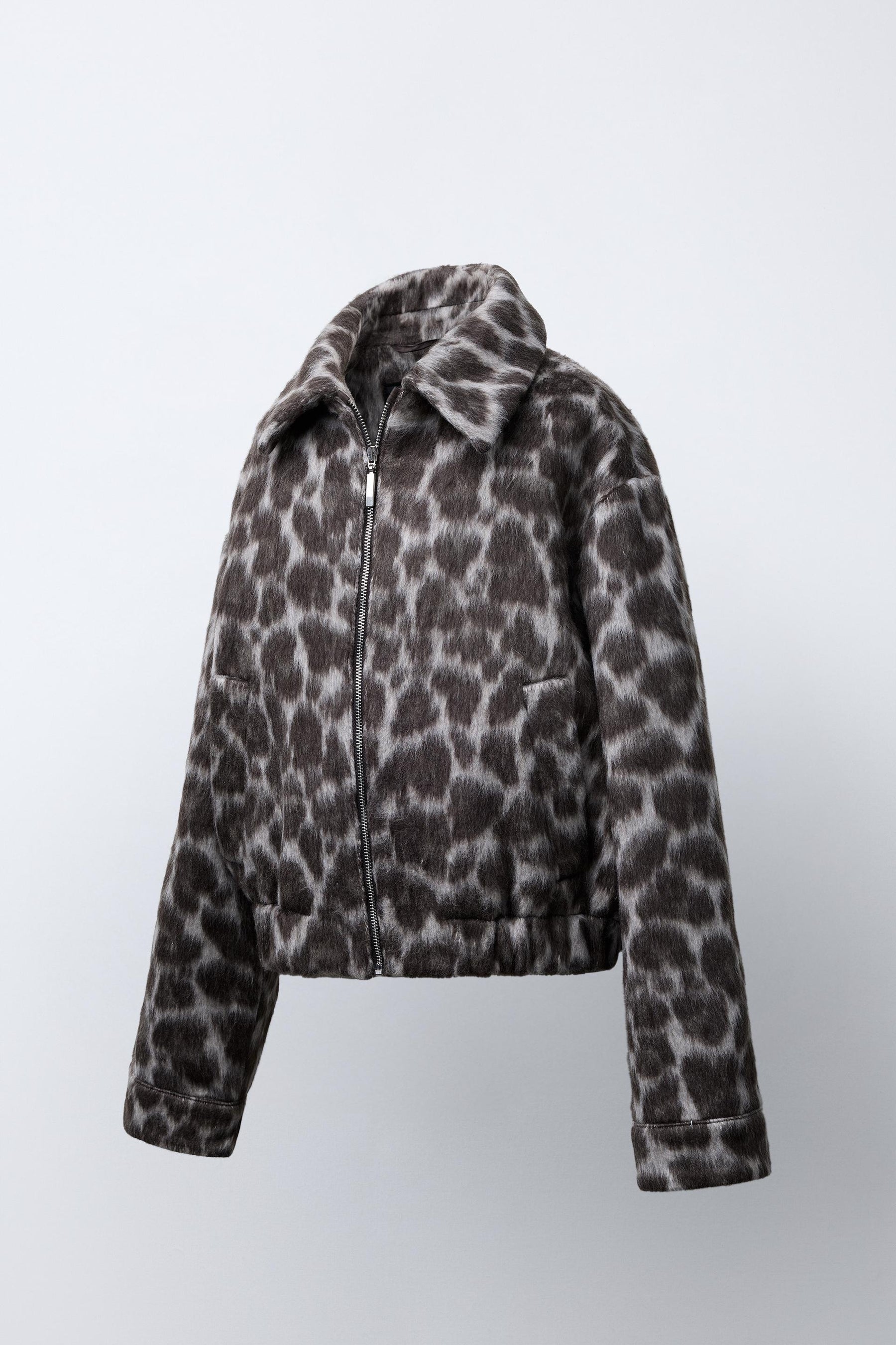 ANIMAL PRINT BOMBER JACKET - Image 2