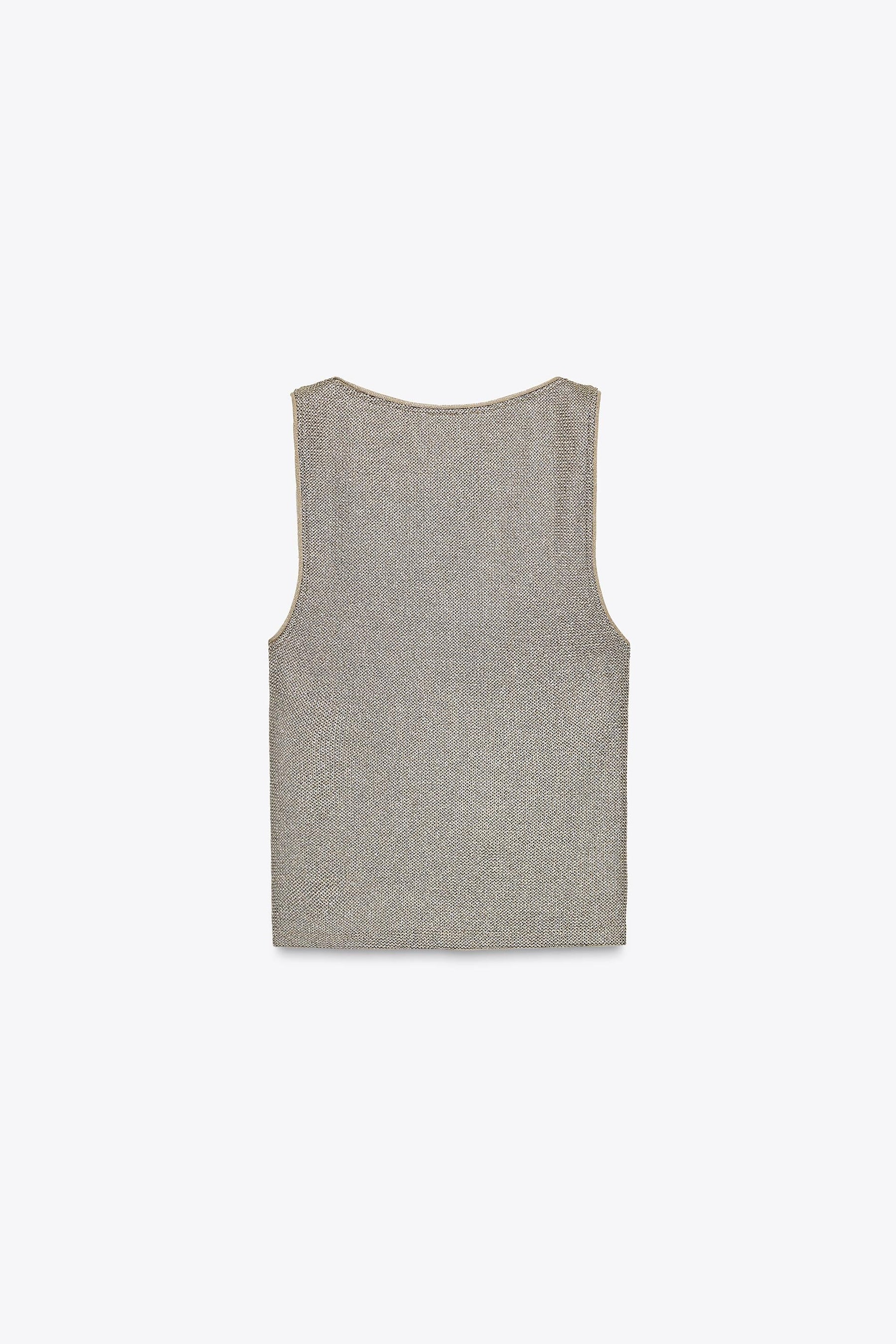 Textured metallic thread top