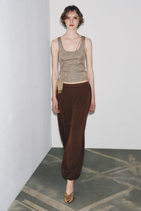Textured metallic thread top