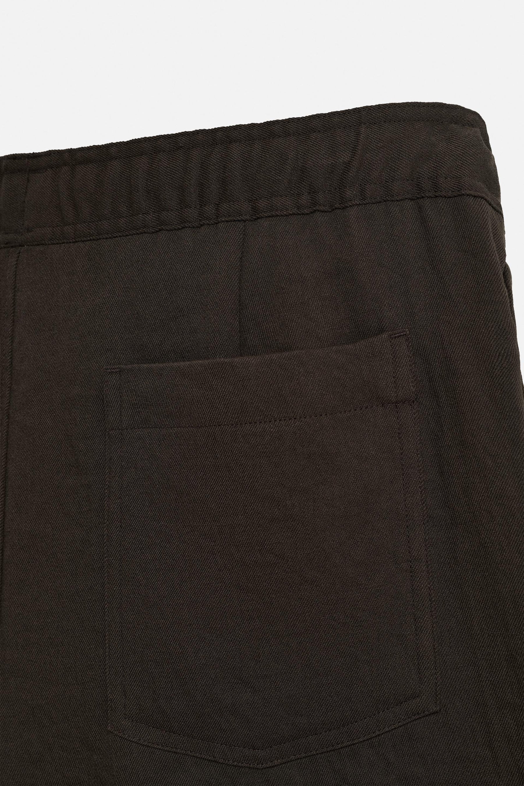 PLEATED FLOWING BERMUDA SHORTS - Image 9