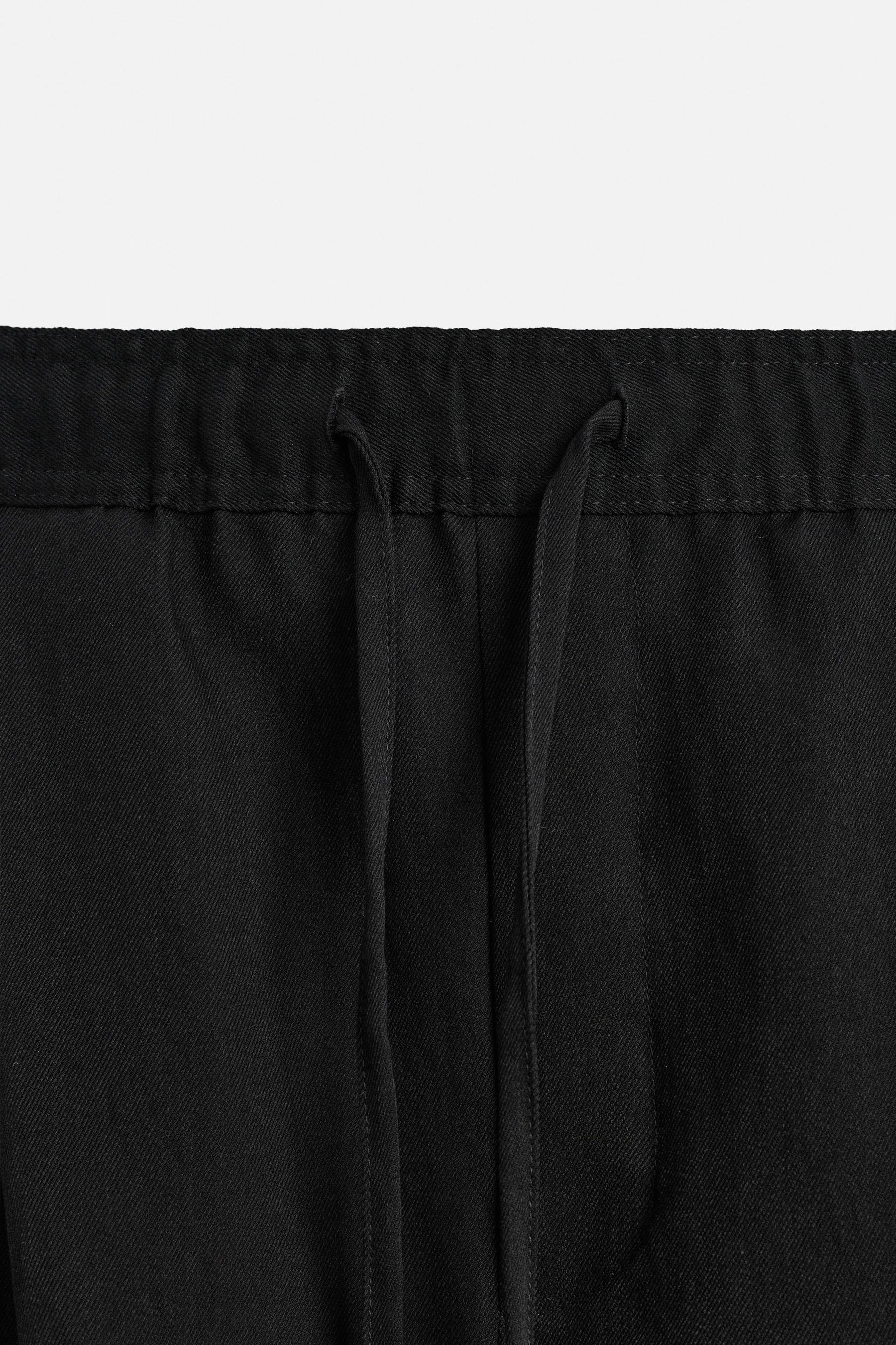 PLEATED FLOWING BERMUDA SHORTS - Image 9