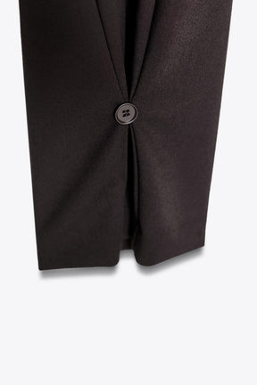 Pleated Trousers with Hem