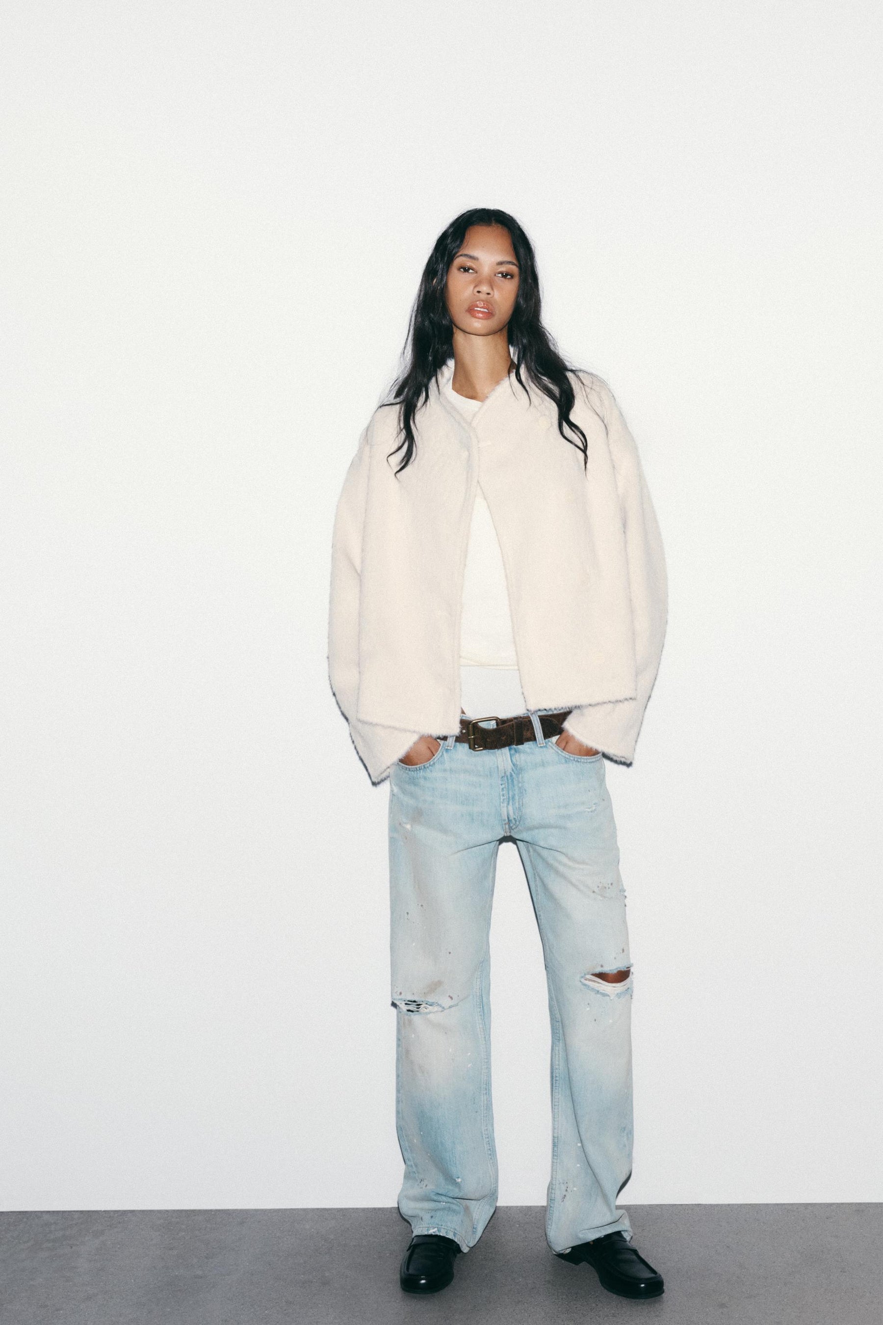 STRAIGHT-LEG JEANS