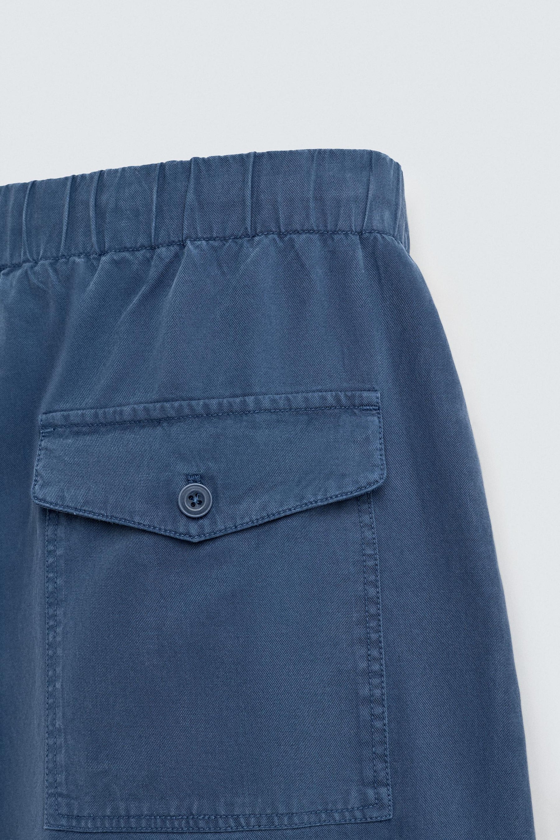 LYOCELL-COTTON RELAXED FIT BERMUDA SHORTS - Image 10