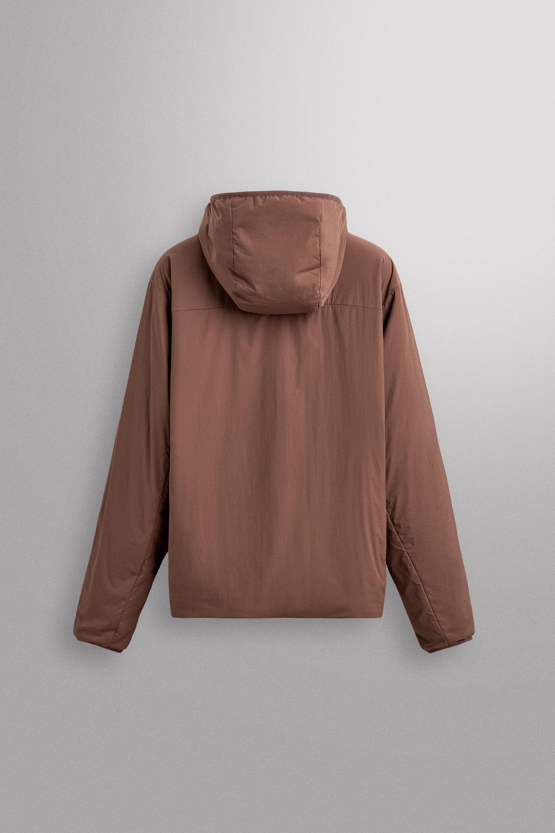 Isolierte Ski-Zwischenschicht