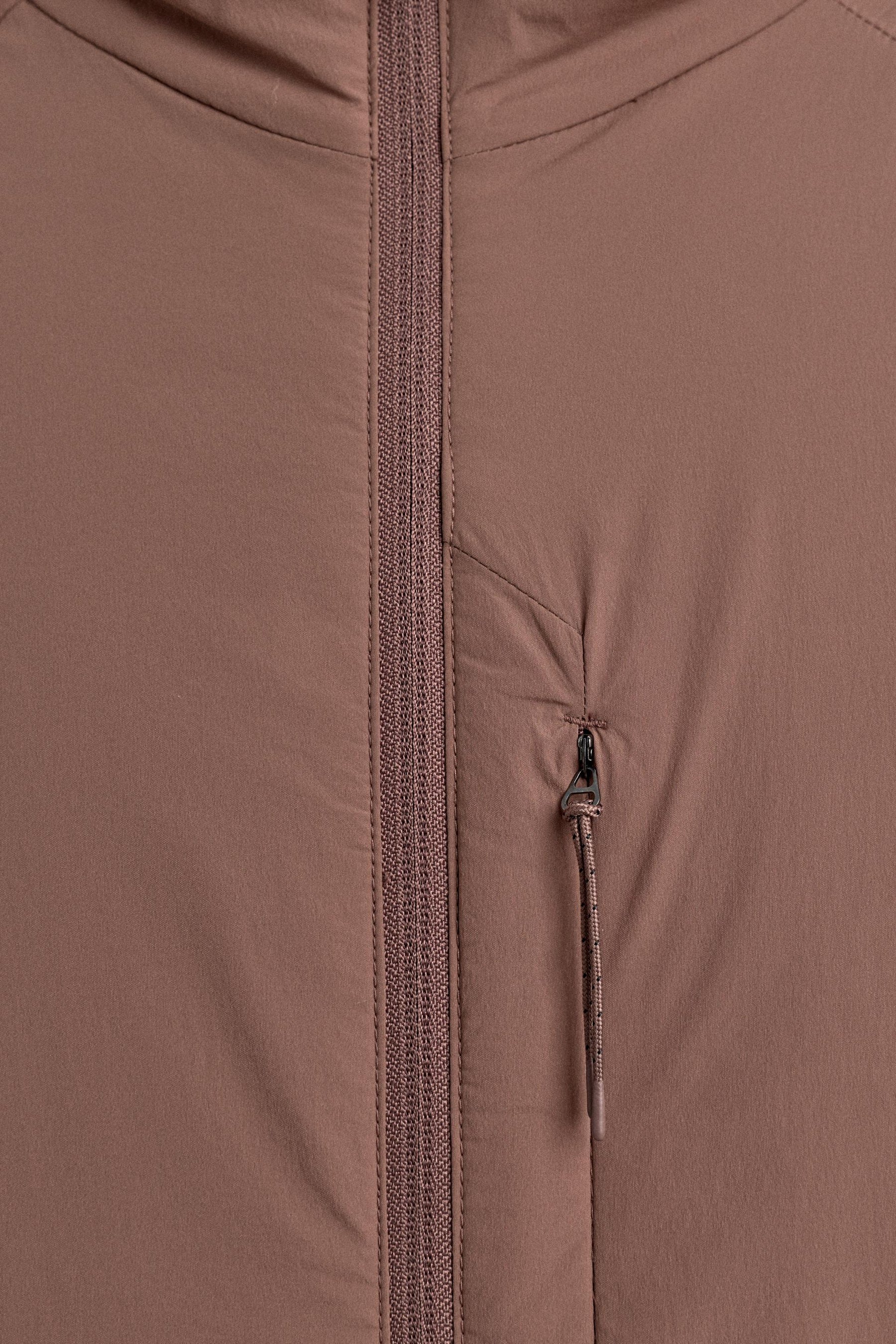 Isolierte Ski-Zwischenschicht