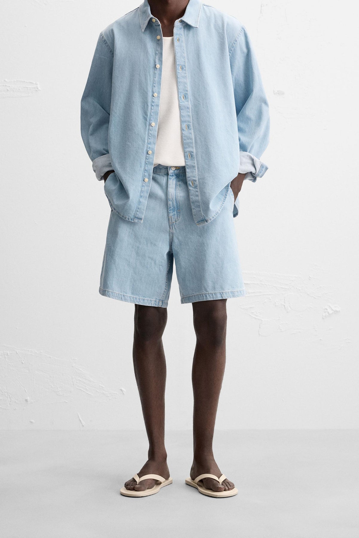 DENIM SHORTS - Image 2