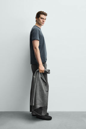 BASIC MEDIUM WEIGHT T-SHIRT - Image 4