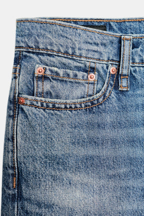 Cropped Mid-Rise Jeans