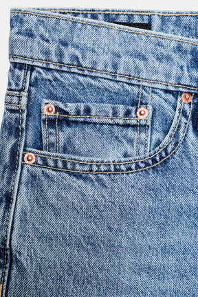 Cropped Mid-Rise Jeans