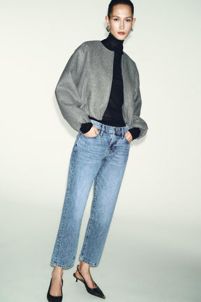 Cropped Mid-Rise Jeans