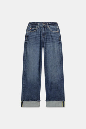 Wide-Leg Cropped Jeans