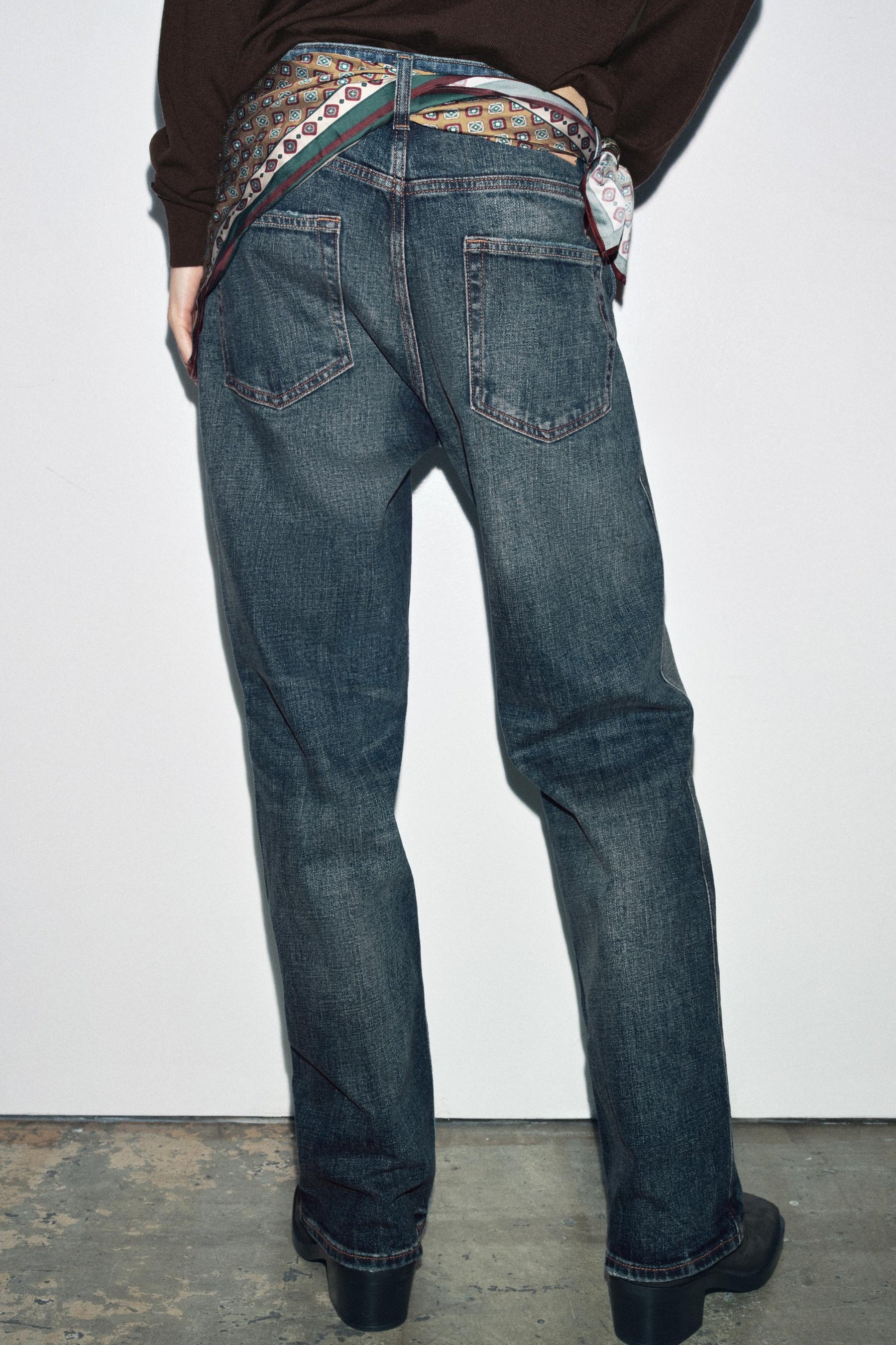 BAGGY JEANS
