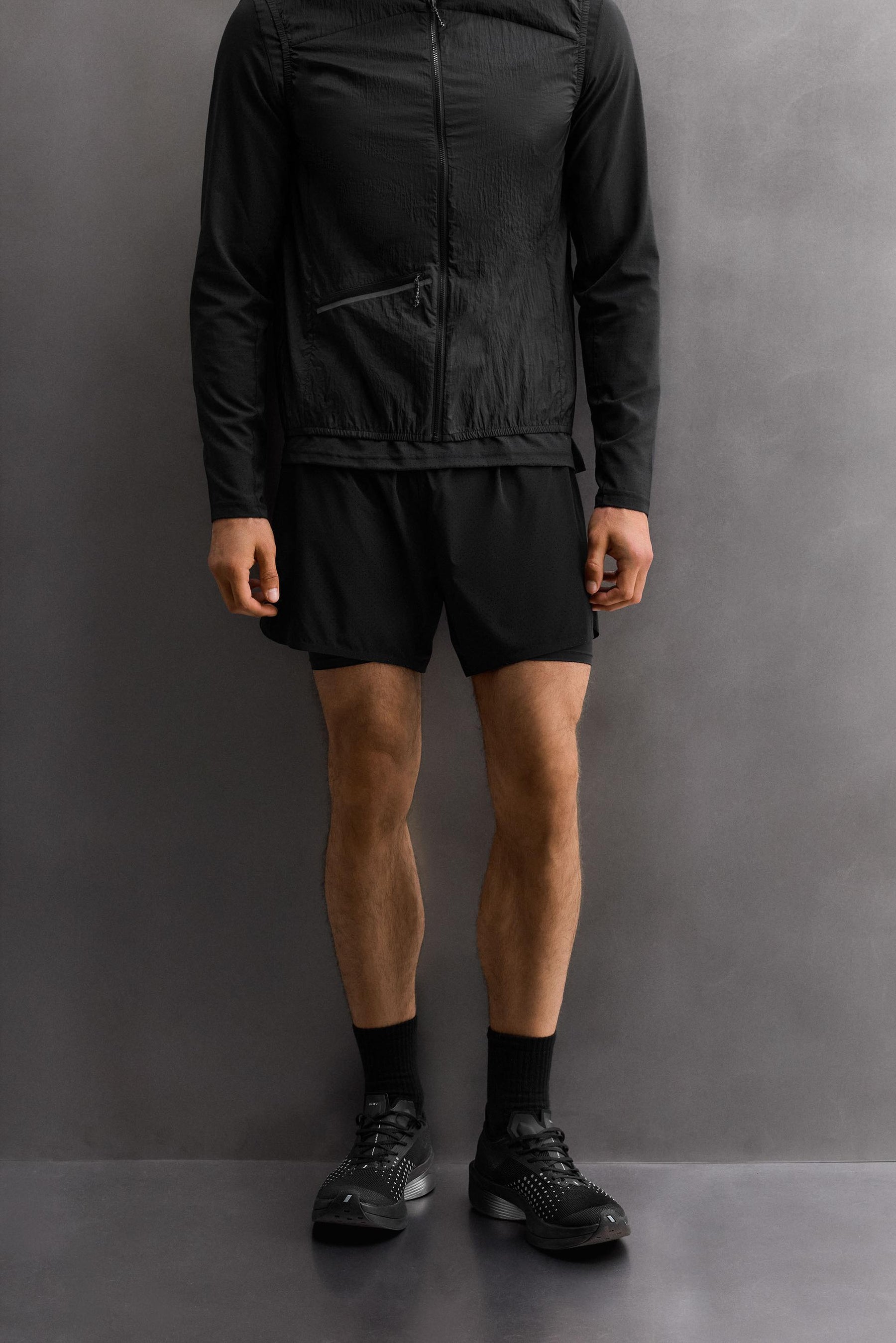 2-IN-1 TRAINING SHORTS - Image 2
