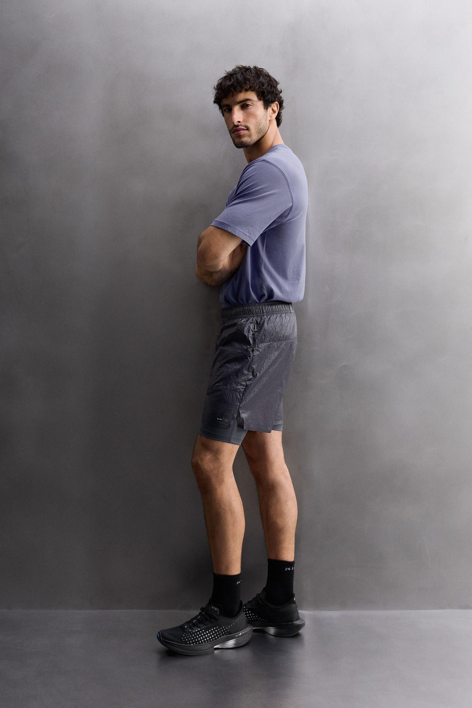 LIGHTWEIGHT RUNNING SHORTS - Image 3