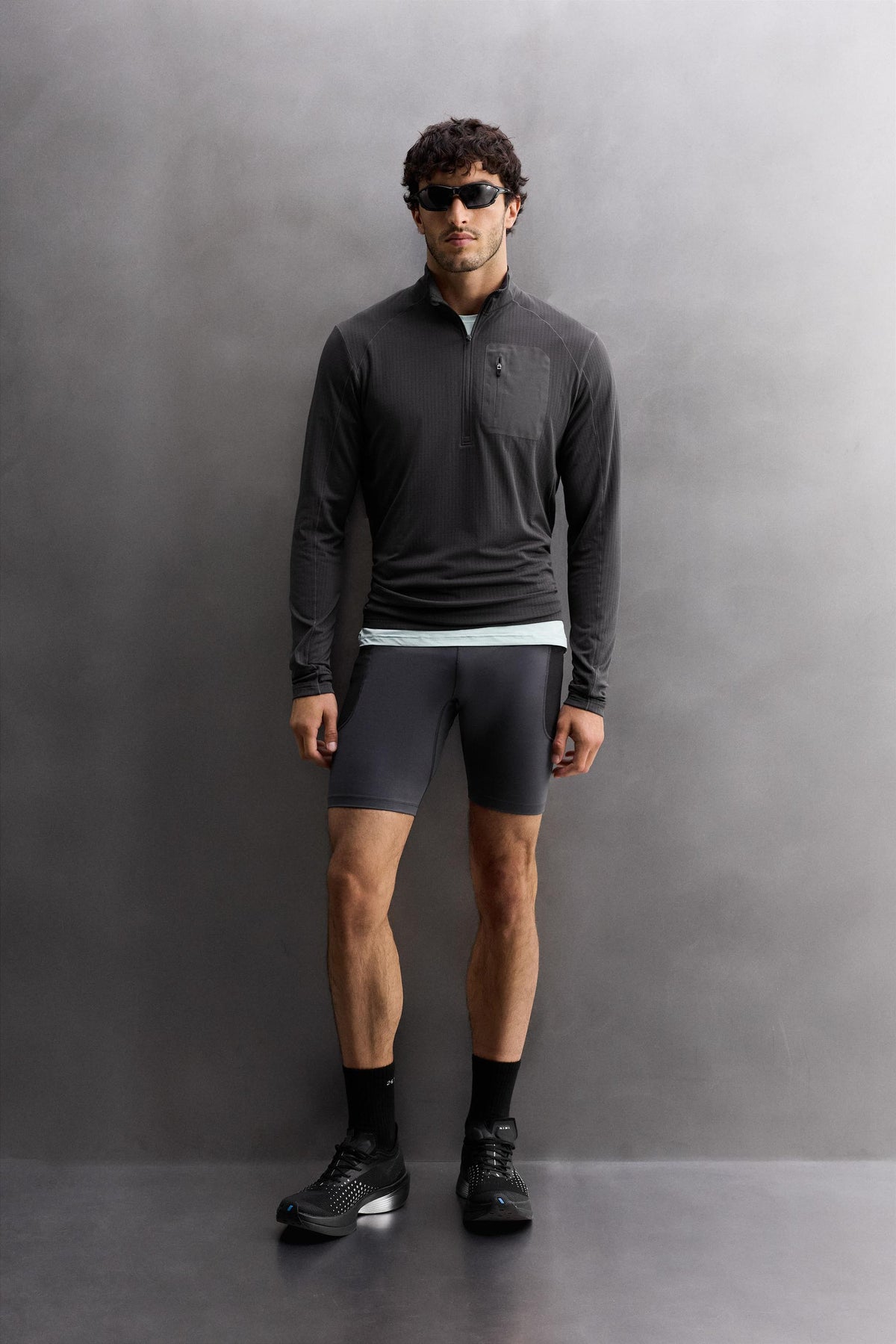 COMPRESSION RUNNING TIGHTS - Image 1