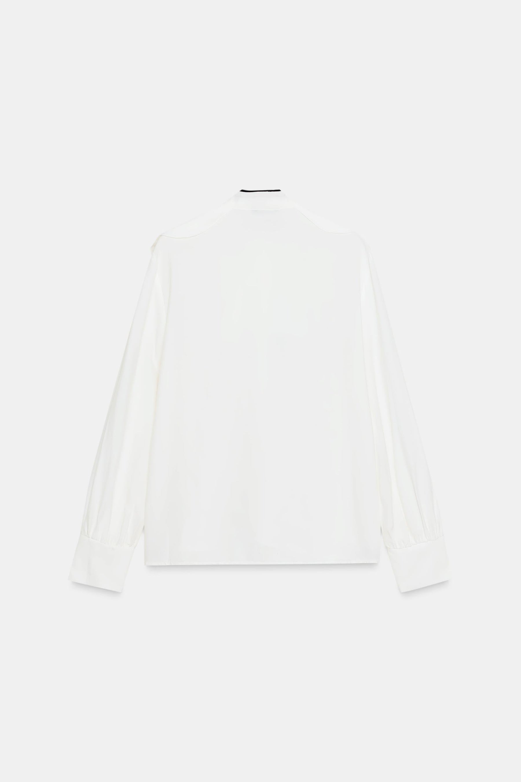 Ruffled Contrast Bow Blouse