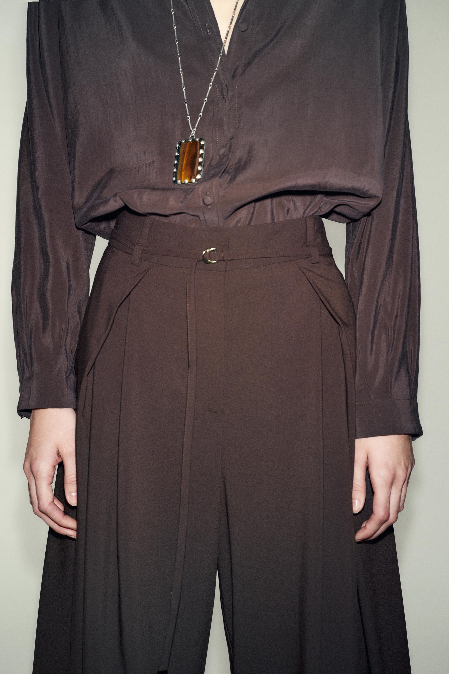 WIDE-LEG TROUSERS WITH BELT