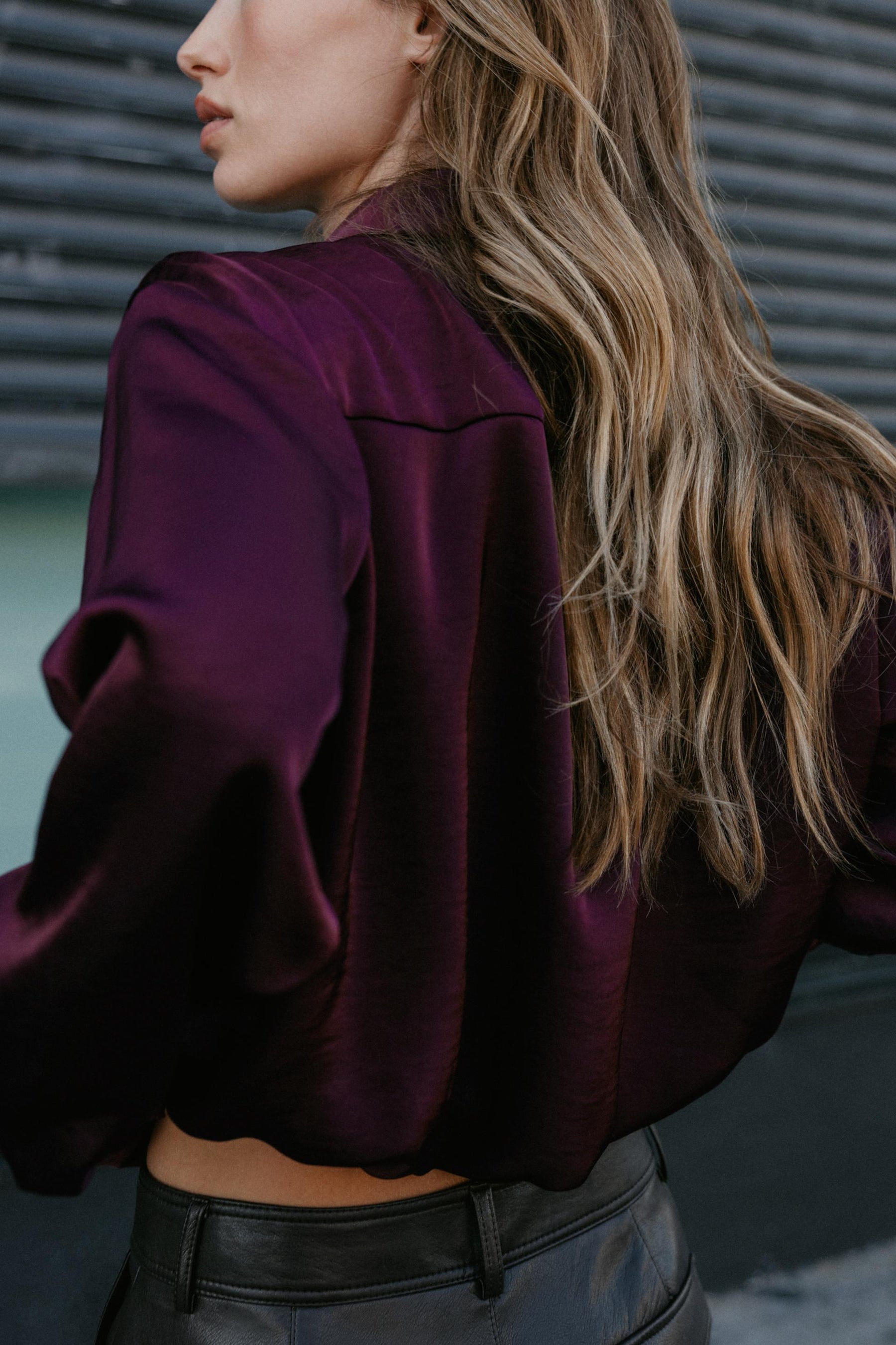 SATIN BALLOON SHIRT
