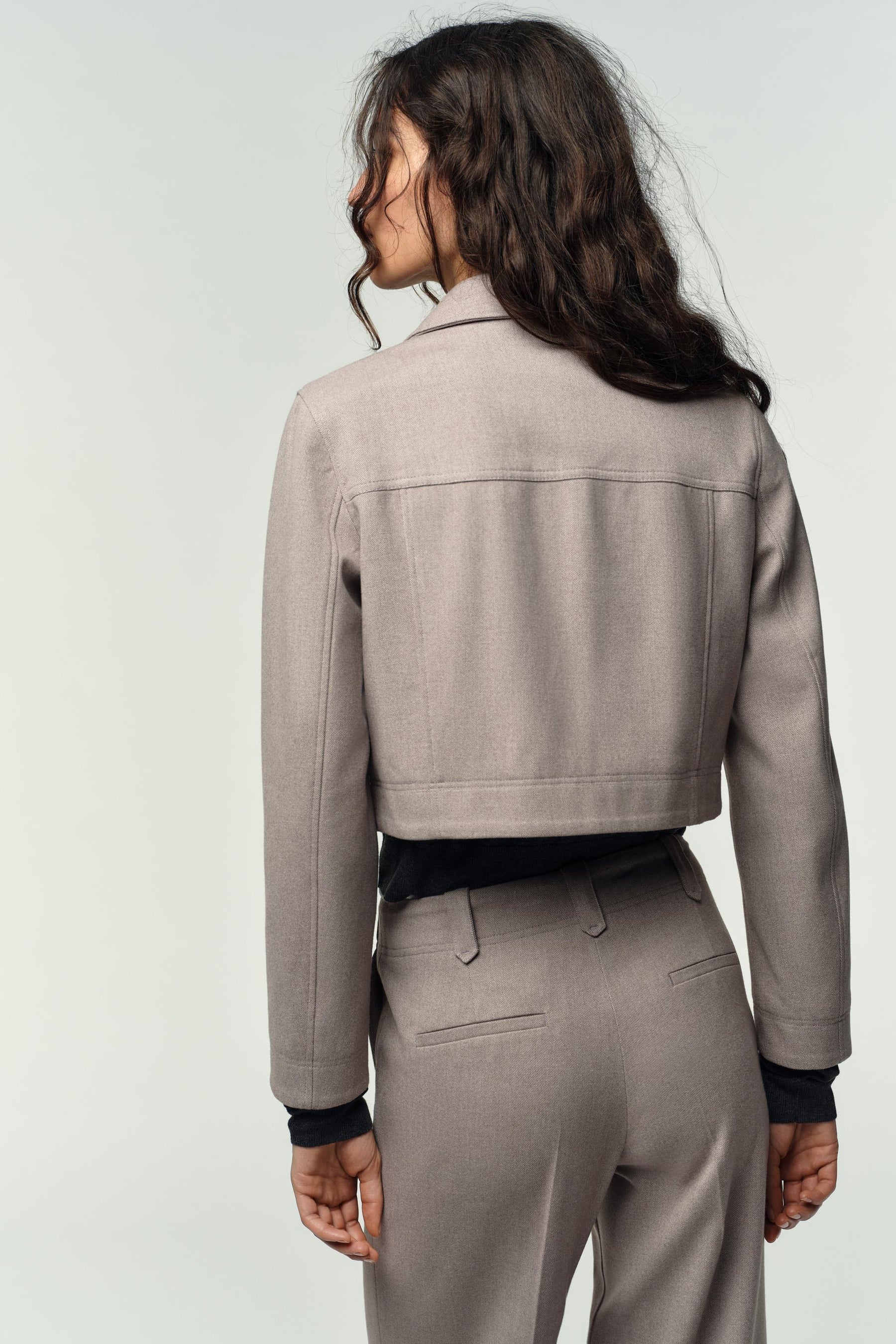 Zip-up Short Jacket