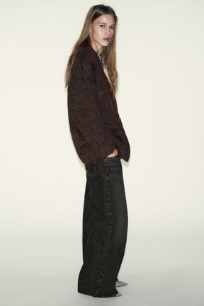 Strickjacke aus Metallicgarn
