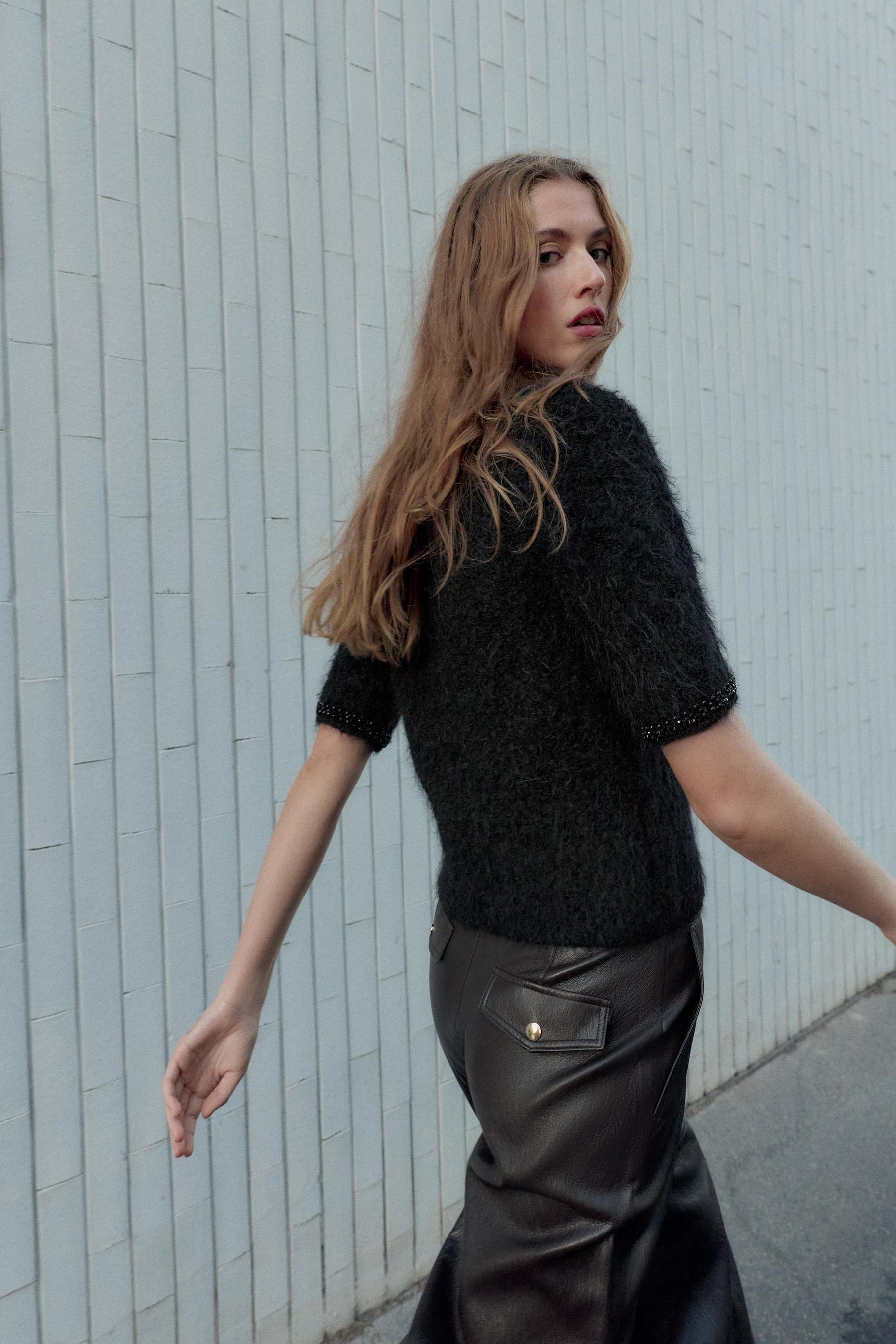 SHORT SLEEVE KNIT JUMPER WITH JEWEL BEADS - Image 3