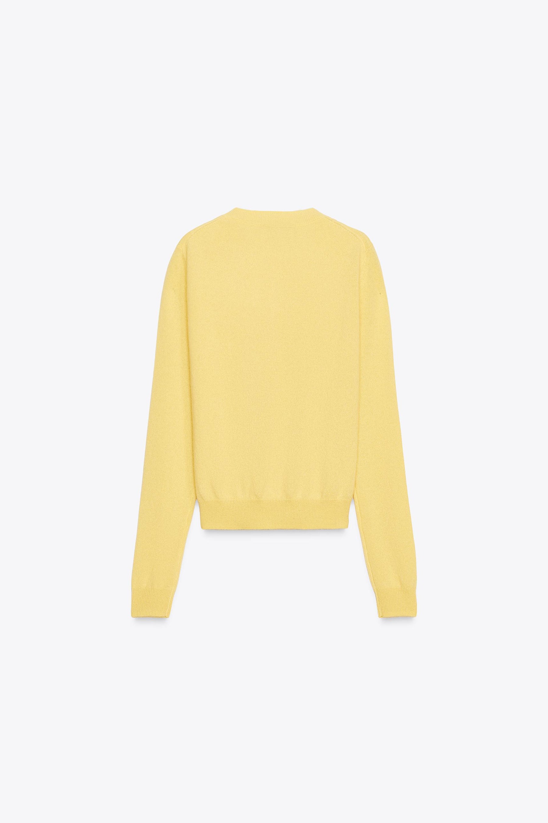 KASCHMIR-STRICKJACKE MIT KNOPFVERSCHLUSS