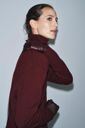 OVERSIZED WOOL HIGH JUMPER