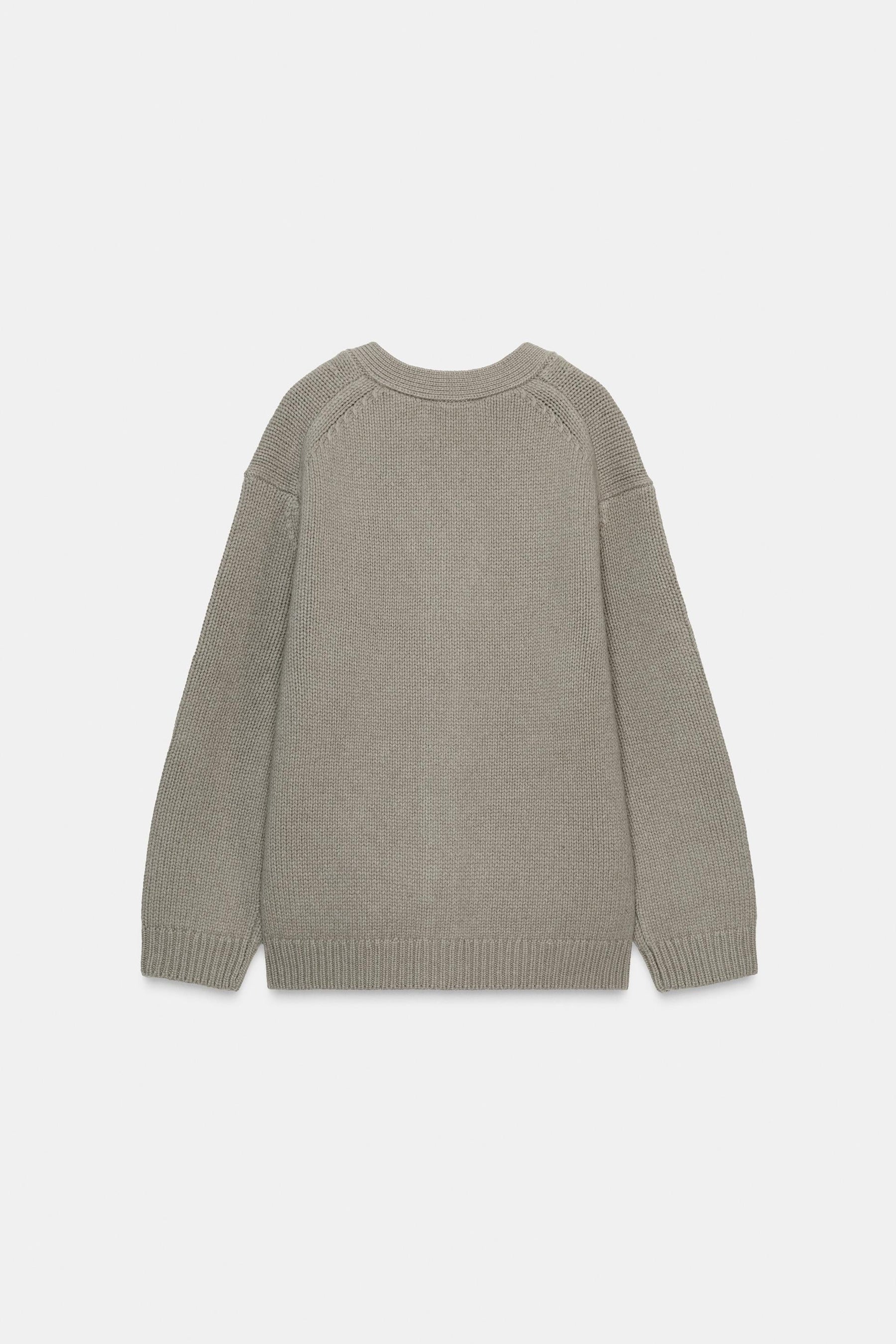 100% WOOL V-NECK CARDIGAN - Image 4