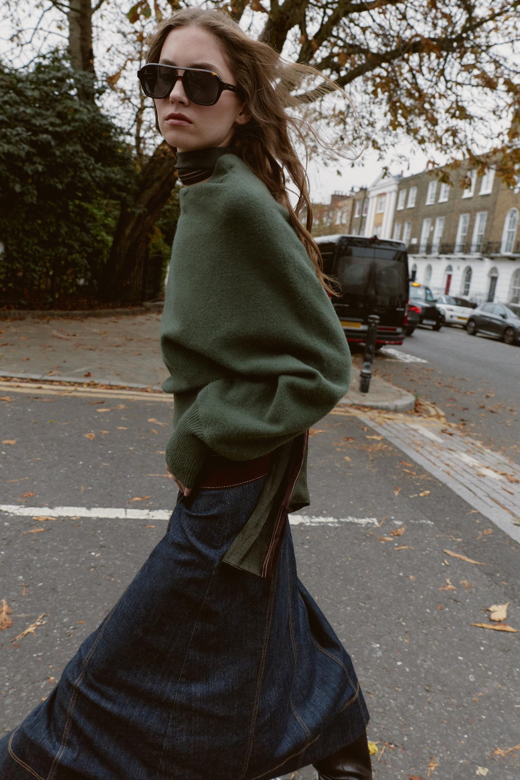 Asymmetrischer Strickpullover