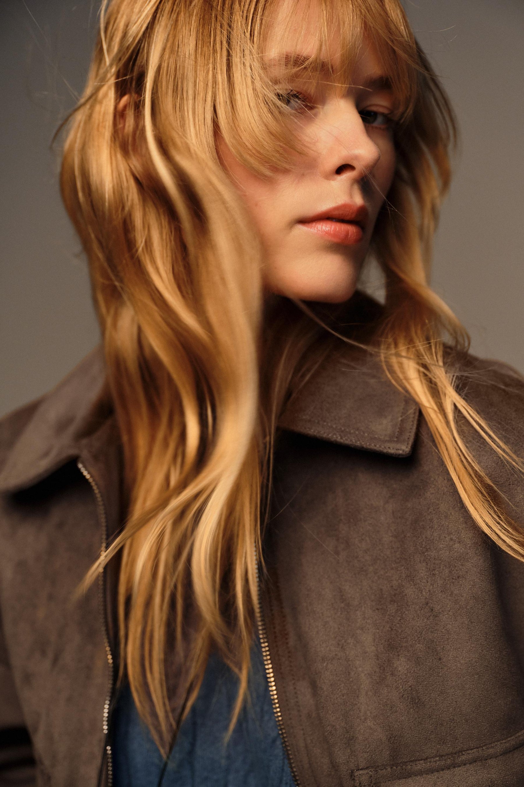 JACKE AUS WILDLEDERKUNST