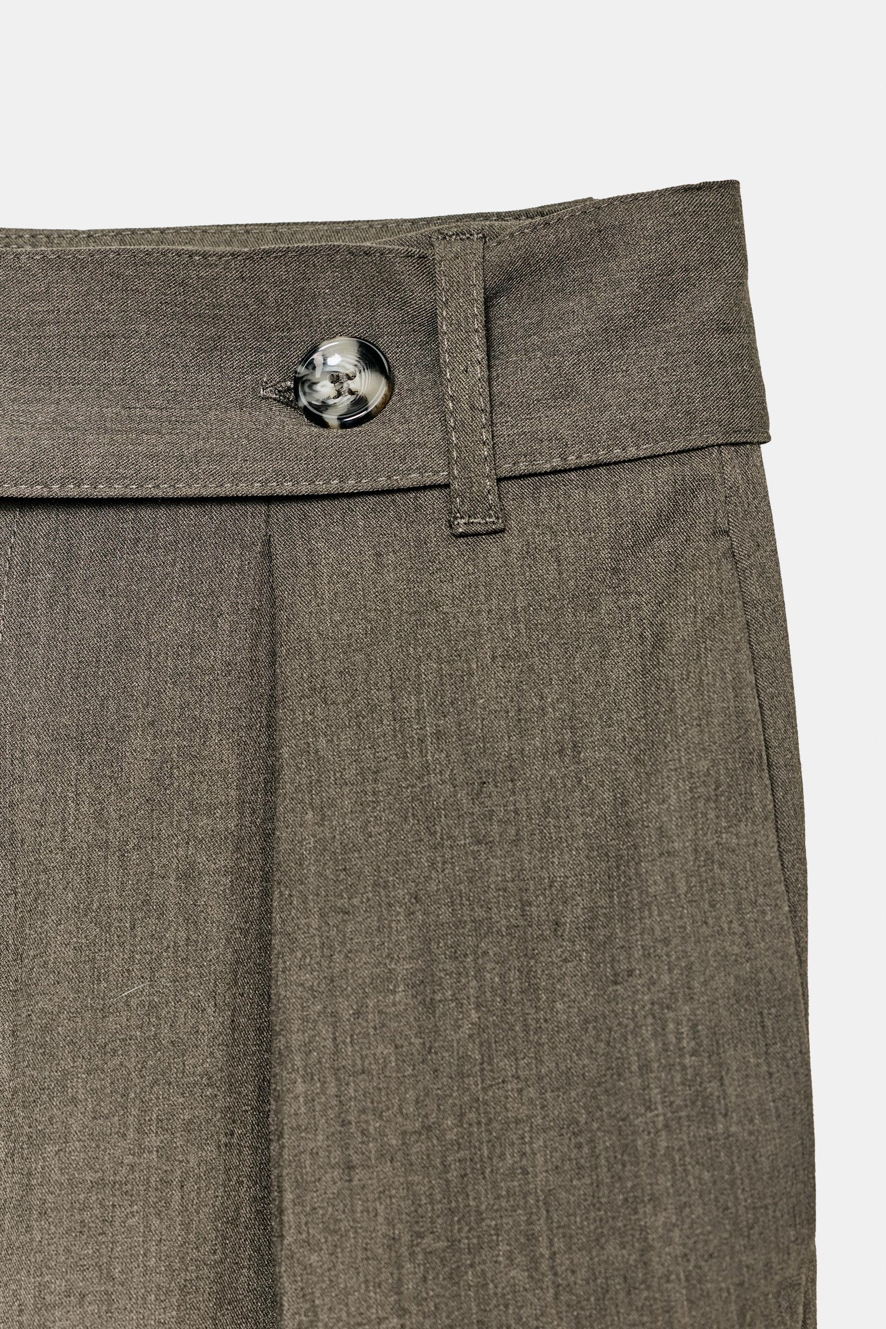 PLEATED TROUSERS WITH BELT