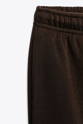 STRAIGHT-LEG TROUSERS