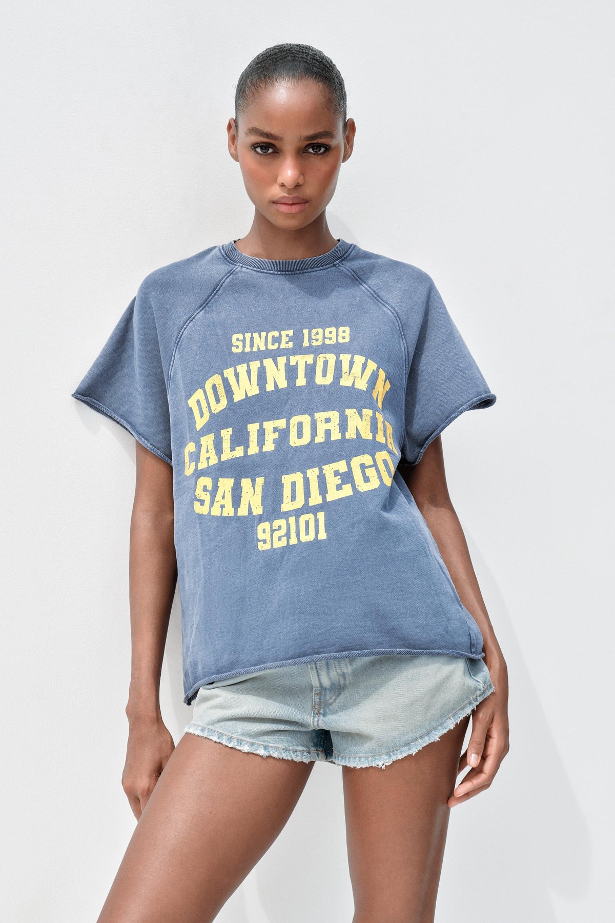 PLÜSCHGEWASCHENES SWEATSHIRT