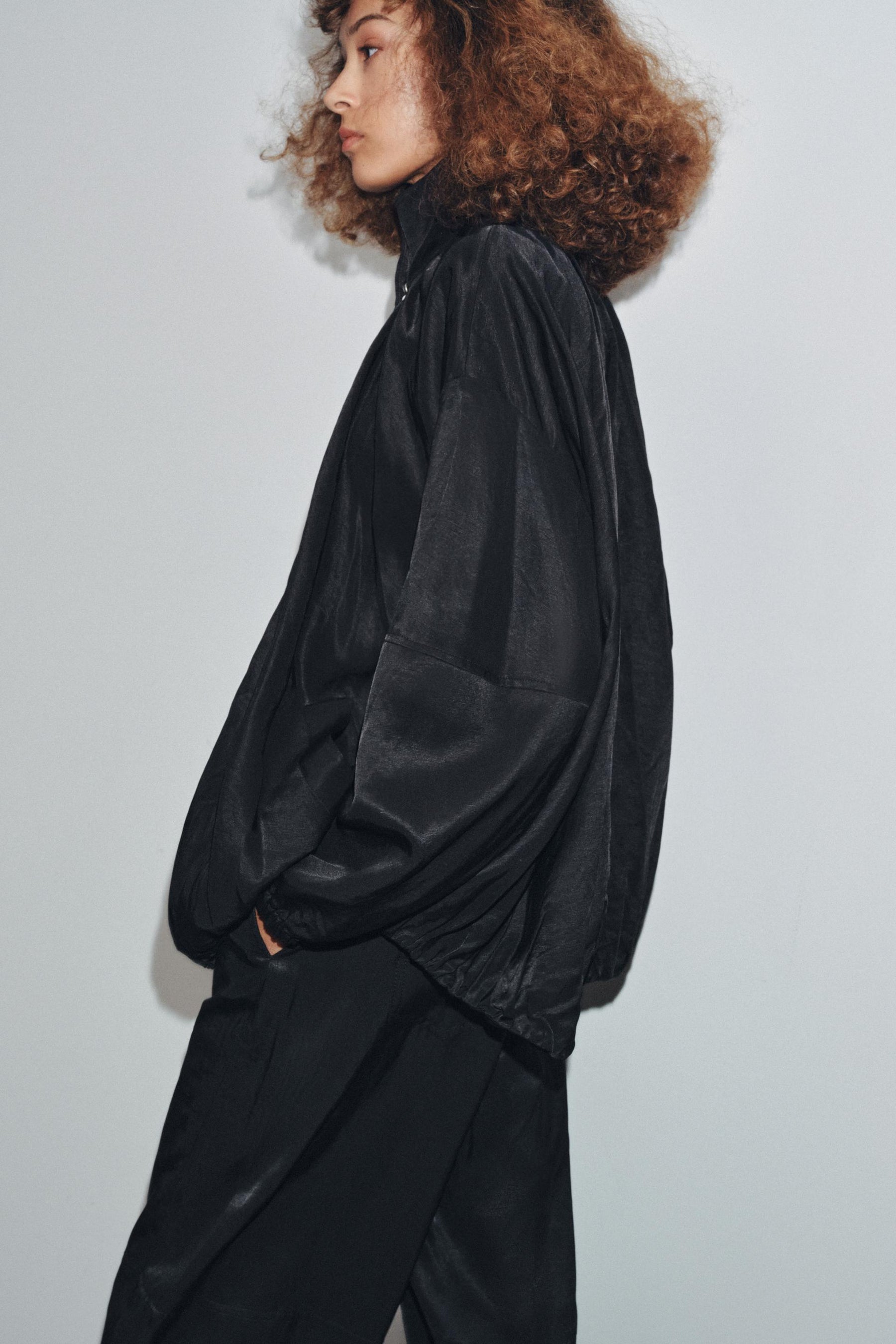 ZW COLLECTION FLUID BOMBER JACKET - Image 5