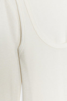Mehrlagiges T-Shirt mit hohem Kragen