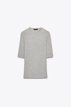 Three-quarter sleeve shirt