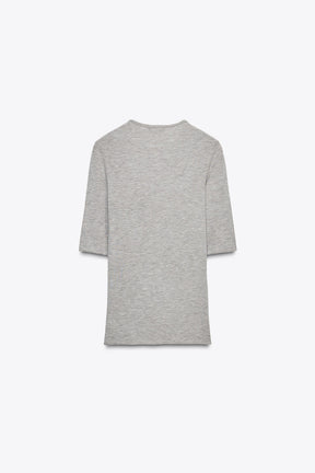 Three-quarter sleeve shirt