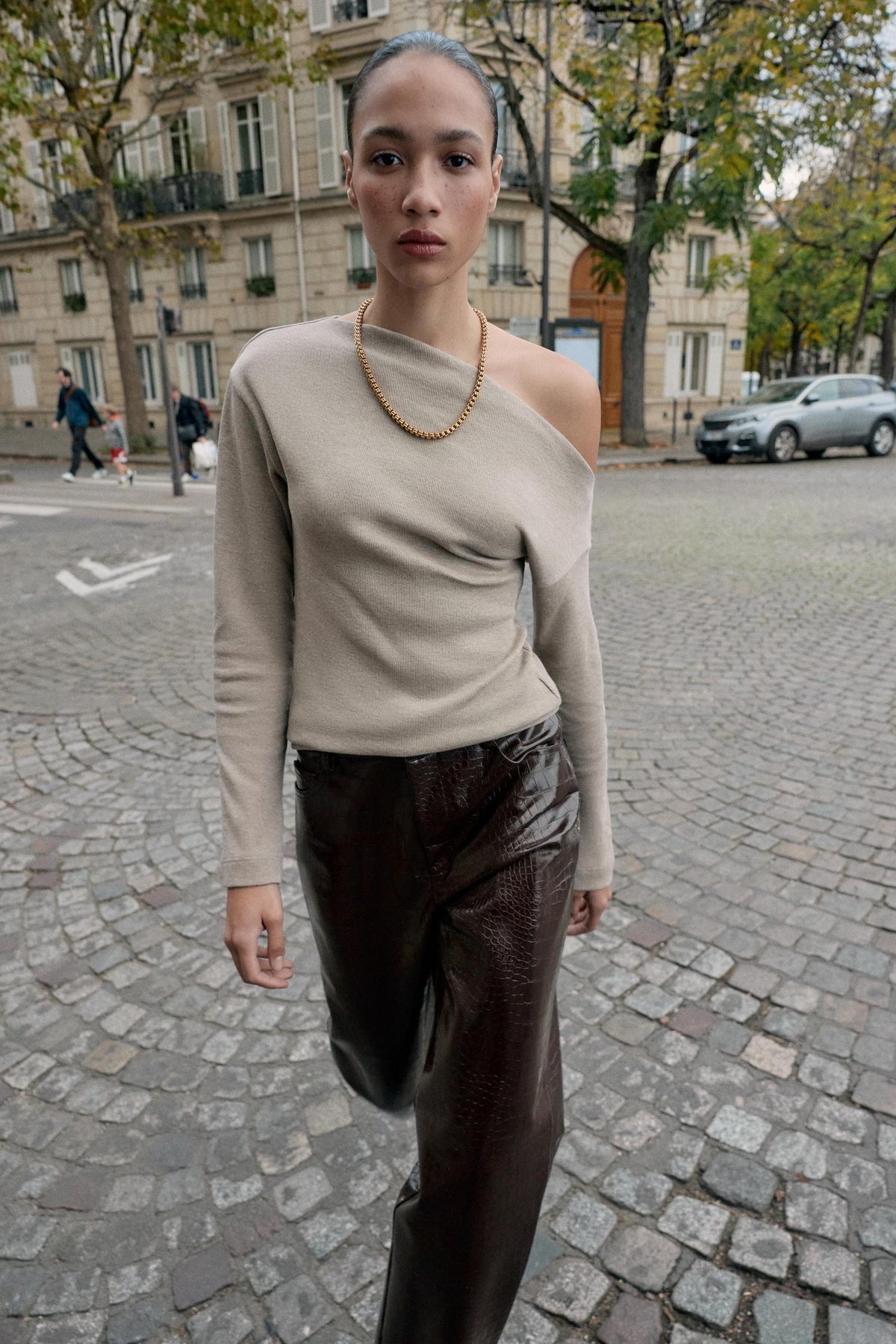ASYMMETRIC SOFT TOP