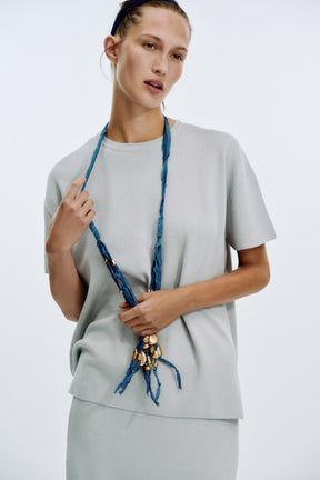 ÜBERGRÖSSERTER STRICKPULLOVER